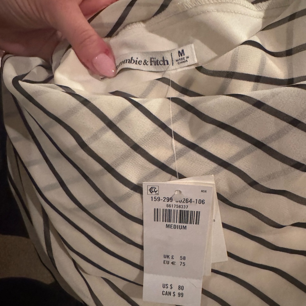 Abercrombie & Fitch, Size M, Brand New w/Tags